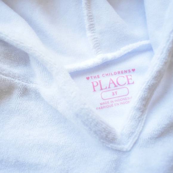 Toddler cover up - Picture 2 of 2